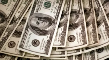 47.7 جنيه.. استقرار الدولار يفتح أول يوم عمل للبنوك في 2025